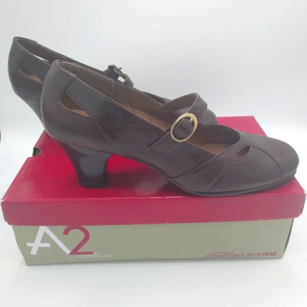 A2 Aerosoles- Mary Jane Style Unique Comfort System Pumps. Dark Brown/Coffee.9 M